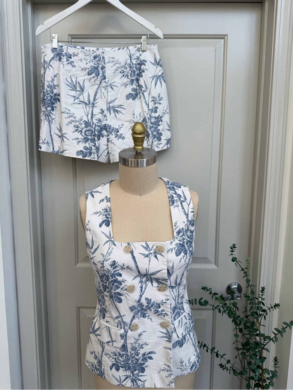 LOFT White Strapless Floral Toile Dress with Blue Print